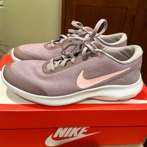 Nike Free Flynit, Pink, Size 9 Women